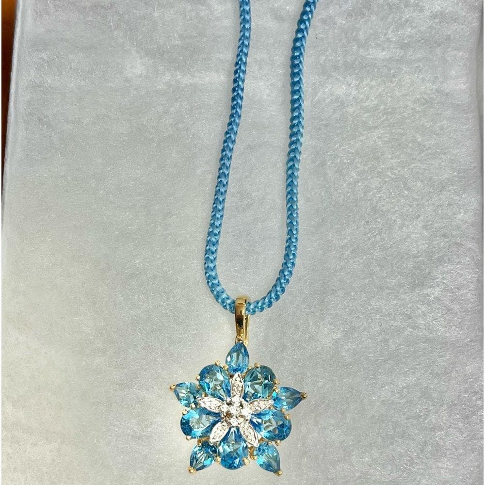 Vintage Blue Topaz Cluster Gemstones Set in a 14kt Gold