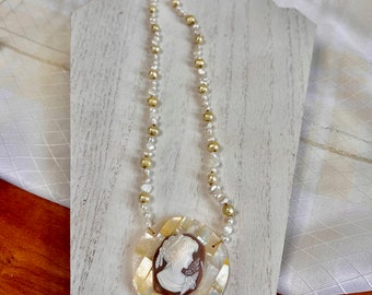 Mother of Pearl Vintage Pearl Necklace, Handmade Pearl Necklace, Vintage Cameo Pearl Necklace, Gifts for her, Necklaces for her, Vintage