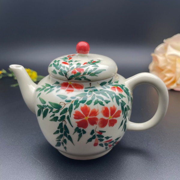 Hand-painted Lingxiao flower sketch pot single household ceramic tea maker kung fu tea set literati teapot