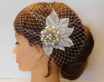 Bridal Birdcage Veil: Lace Crystal Flower Hair Clip, 1920s Gatsby Accessory
