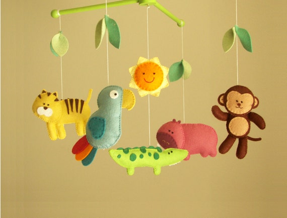 jungle baby mobile