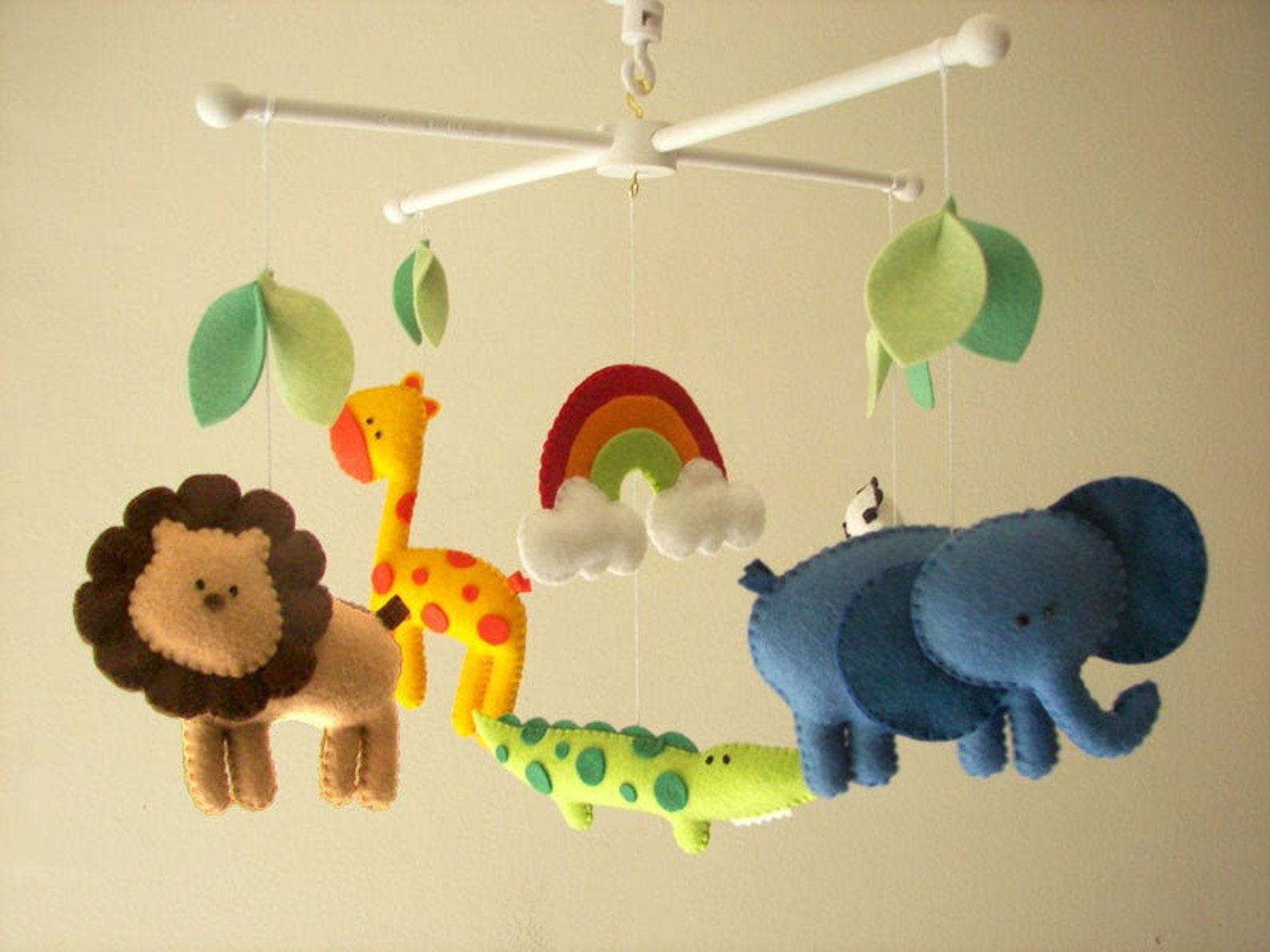 Деревянный мобиль на пол своими руками