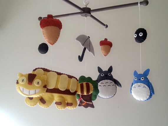 totoro baby mobile