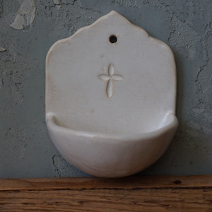 Ceramic HOLY WATER FONT / Miniature Home Decor / Air plant Planter