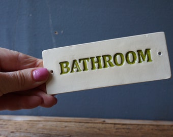 手作りの陶器製バスルームサイン：グリーンのガラスドアプレート