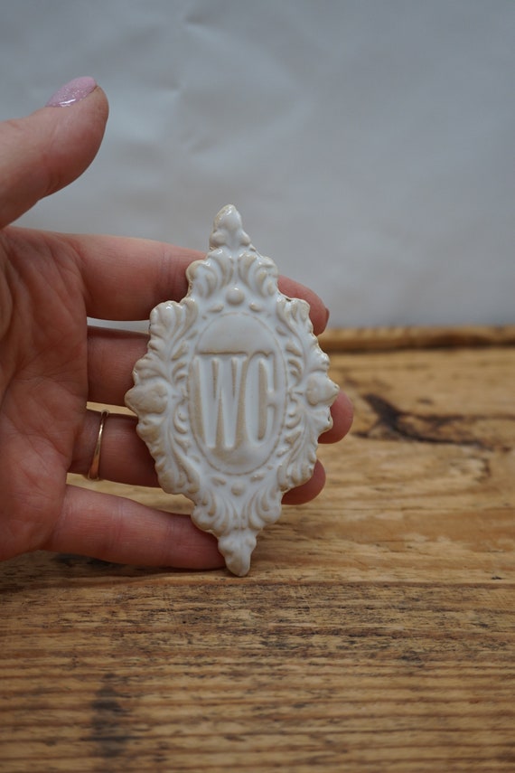 Vintage Style Ceramic WC Sign: White Glazed Door Plaque