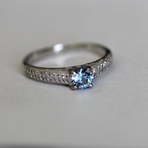 CLEARANCE Aquamarine Lab Created Round in a Pave Sterling Silver Ring zdjęcie 3