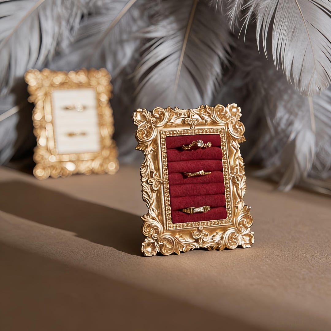 Compact Ring Frame Vintage Gold Ring Holder Frame, Mini Ornate Jewelry Display Stand ...
