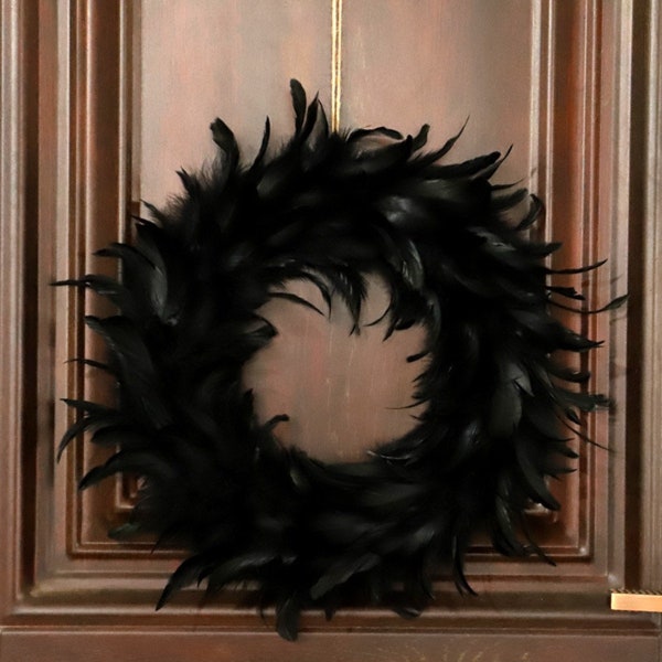 1Pc Feathers Wreath 15.7in Black for Halloween Decorations Spooky Scene Party Halloween Photo Props, Front Door Indoor Outdoor Home Decor