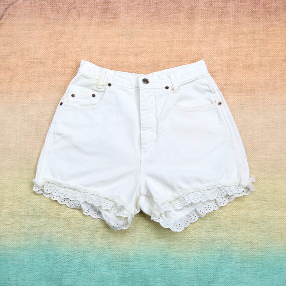 white frill high waisted shorts