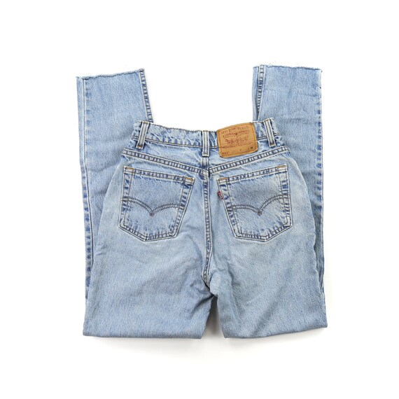 Vintage 512 Levi’s Light-Medium Wash High Waisted… - image 2