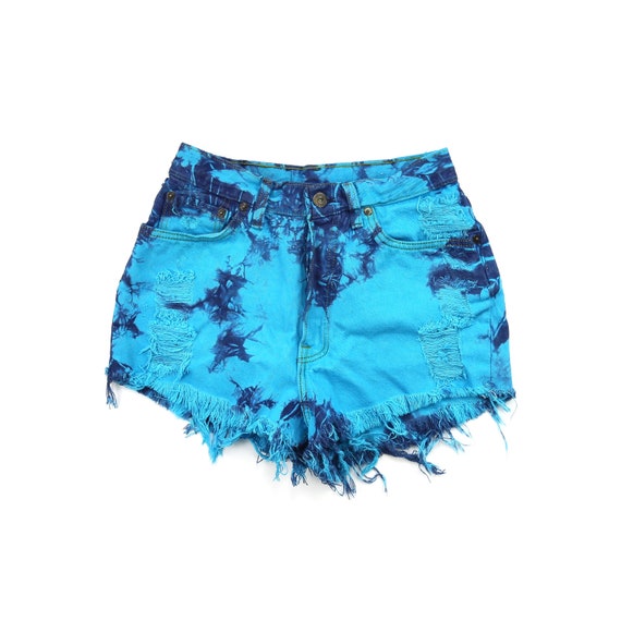 Vintage Levis 501 TieDye Blue Cut Off Shorts // S… - image 4