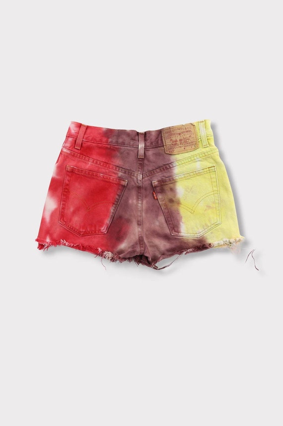 Vintage Y2K Levi’s 517 Tie Dye Low Rise Shorts