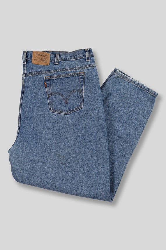 Vintage Levi’s 505 Straight Leg Medium Wash Jeans