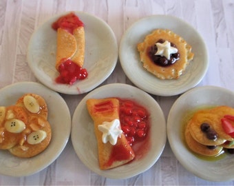 Miniature Fimo Pancake Set, 1:12 Scale Dollhouse Food