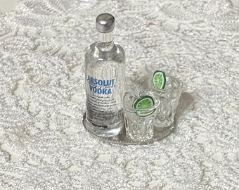 Dolls House Miniature Vodka Tonic Tray – 1:12 Scale