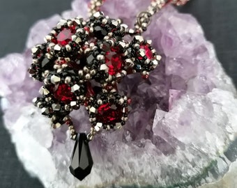 Beading Kit for "Majesty - Black Siam", all the needed beads and Chatons, no pattern.