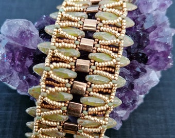 Beading Kit for "Proxima Centauri - Armband Olive Gold", all the needed beads, no pattern