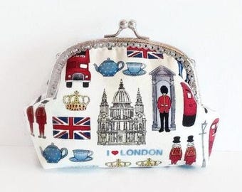 London kiss Lock Purse - British Souvenir - London Bus Pouch - Blue and Red British Purse - English Gift - Stocking filler