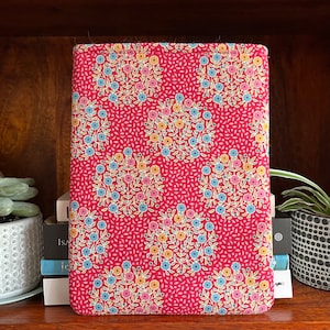 Tilda Print Padded Book Sleeve, Book Gifts
