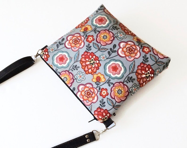 Grey and Pink Floral Crossbody Bag With Black Cork Accent and Etsy