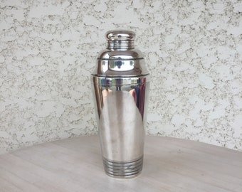 Fantastic Art Deco Vintage French Cocktail Shaker, Beautiful Silver Plate, French Gift, Bar Decor