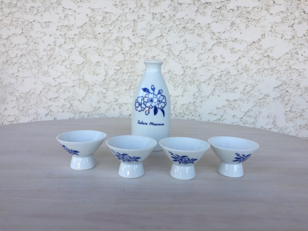 Sakura Masamune Sake Set Sake Bottle & 2 Cups Blue and White Etsy