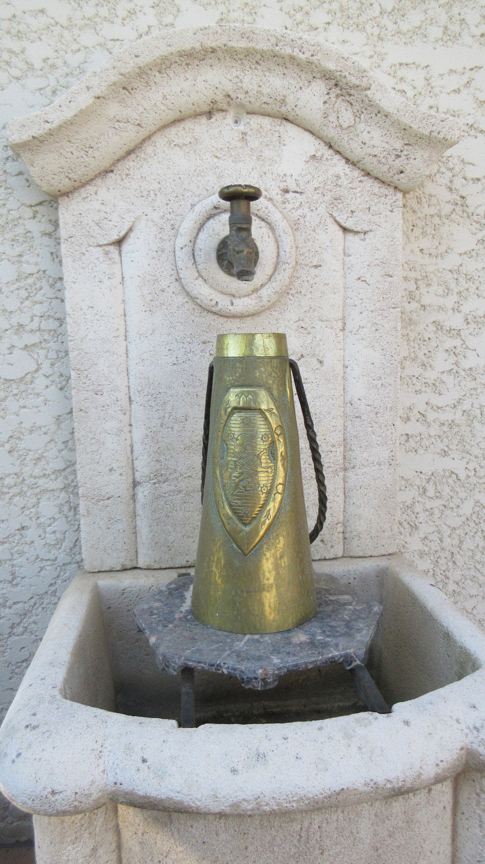 Charbon Scuttle, Vintage Brass Coal Scuttle avec Poignée de Fer, Vase en Laiton, Français Vintage,