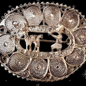 Vintage Sterling Silver Peruvian Person and Llama Brooch. Silver Filigree. Fine jewelry. Collectible accessory collect  beautiful gorgeous