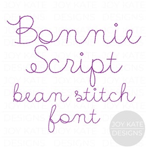 Puede incluir: Fuente cursiva púrpura llamada "Bonnie Script" con las palabras "bean stitch font" debajo.