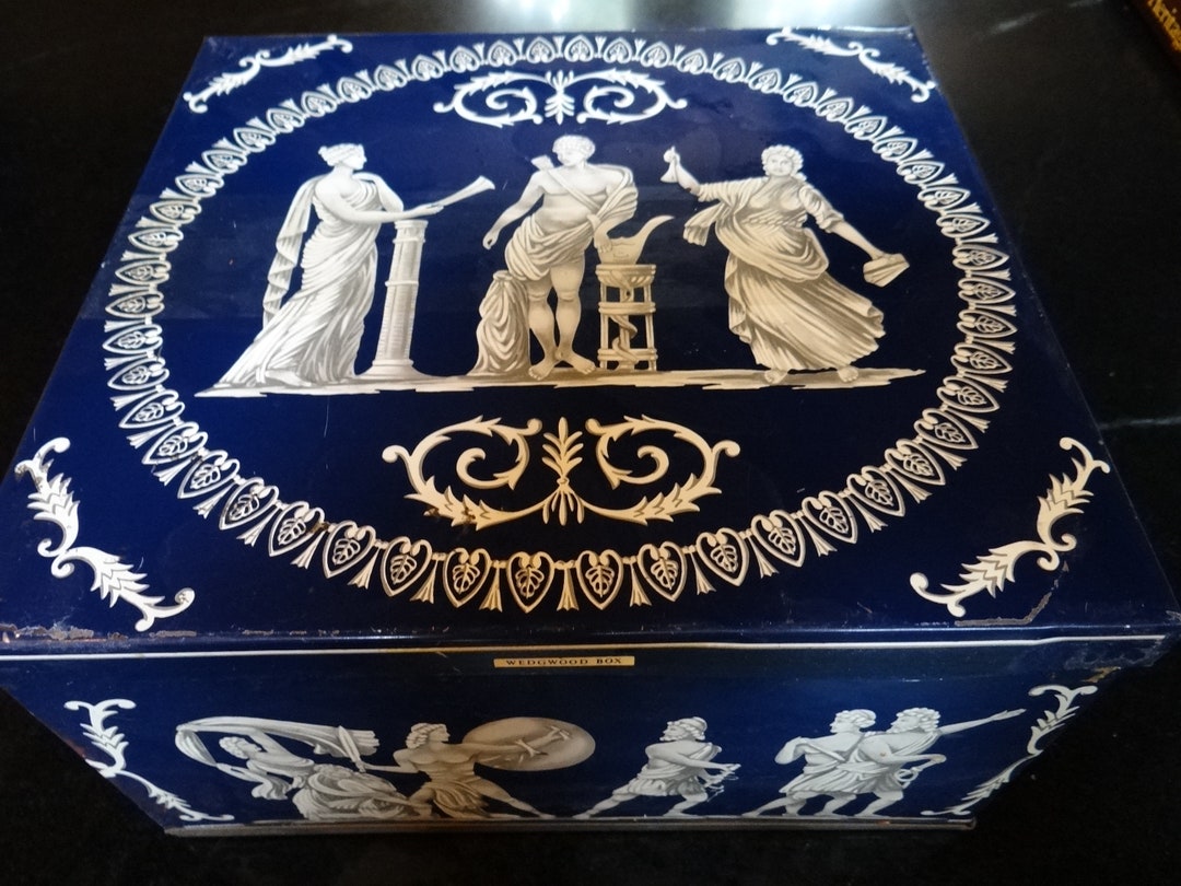 Vintage Wedgwood Biscuit Tin Large Etsy