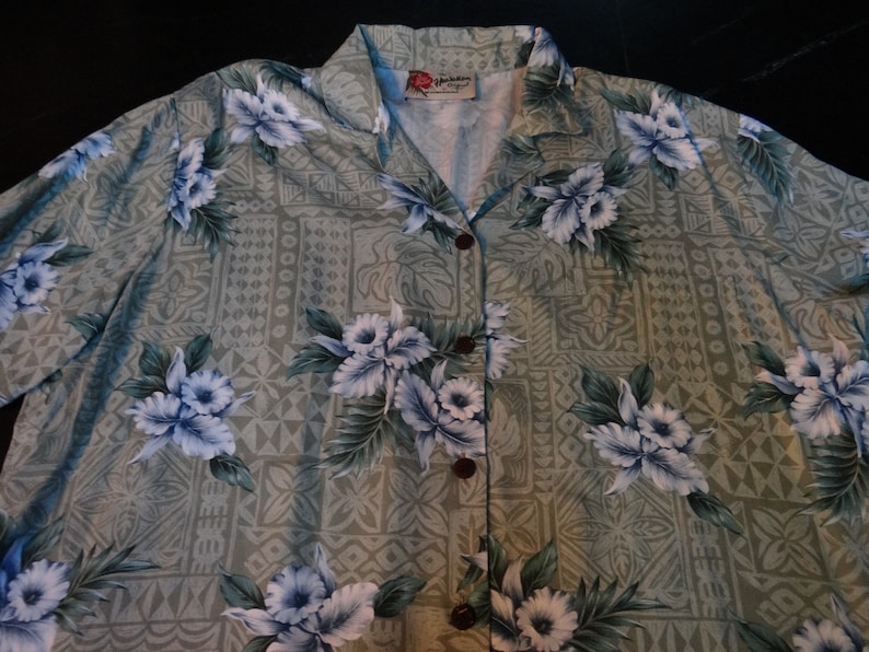 Vintage Hilo Hatties Men/'s Hawaiian Shirt Size Medium