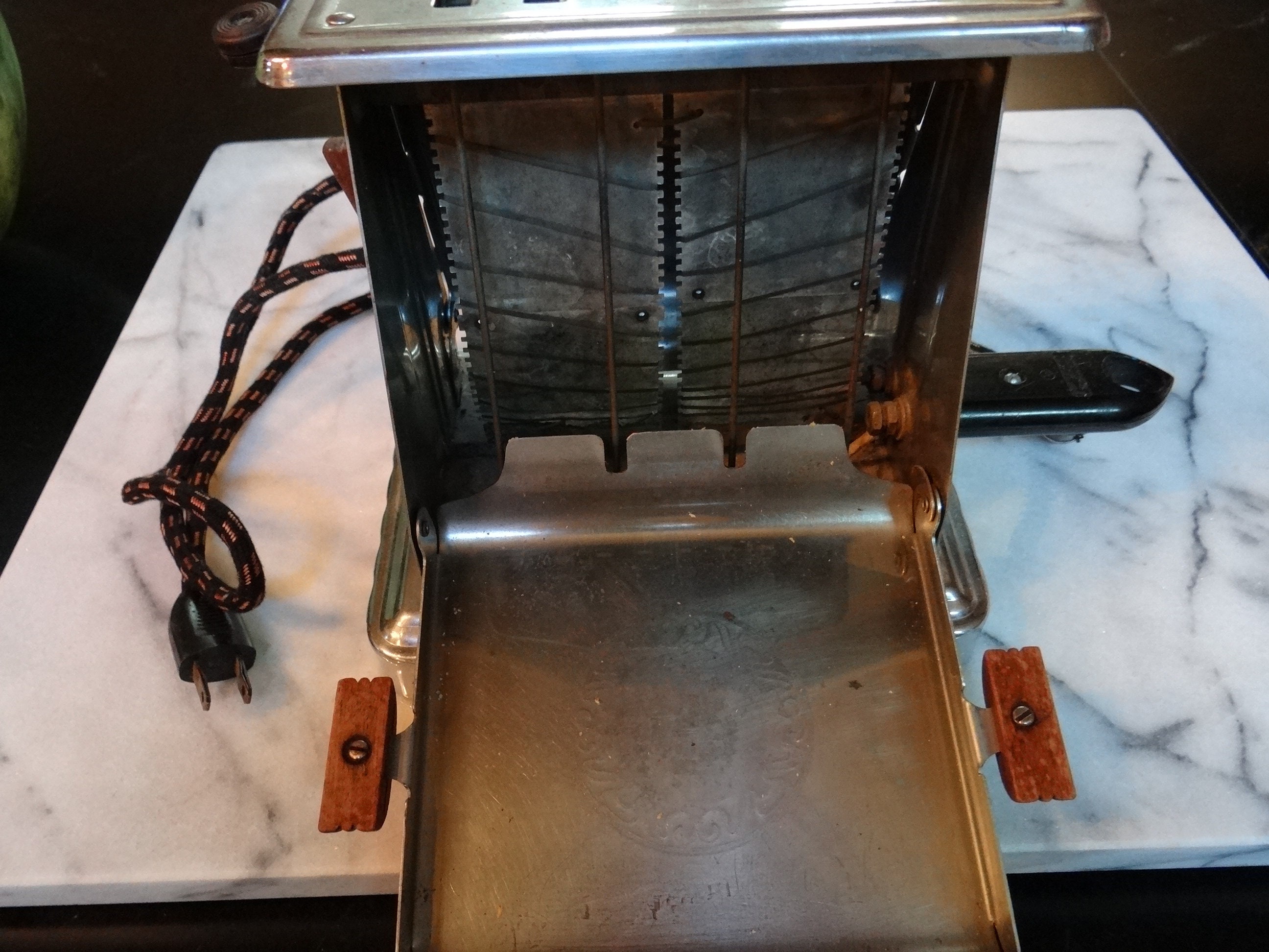 How Toaster Works And Toaster Timers Explained Intere vrogue.co