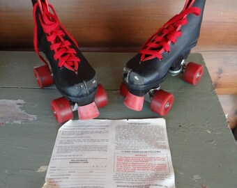 1970's Vintage MacGregor Jr Roller Skates with original box - Boys 13