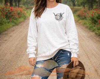 Hello Darling Western Sweatshirt, Boho Cowgirl Graphic Crewneck, Comfort Colors Lightweight</em>