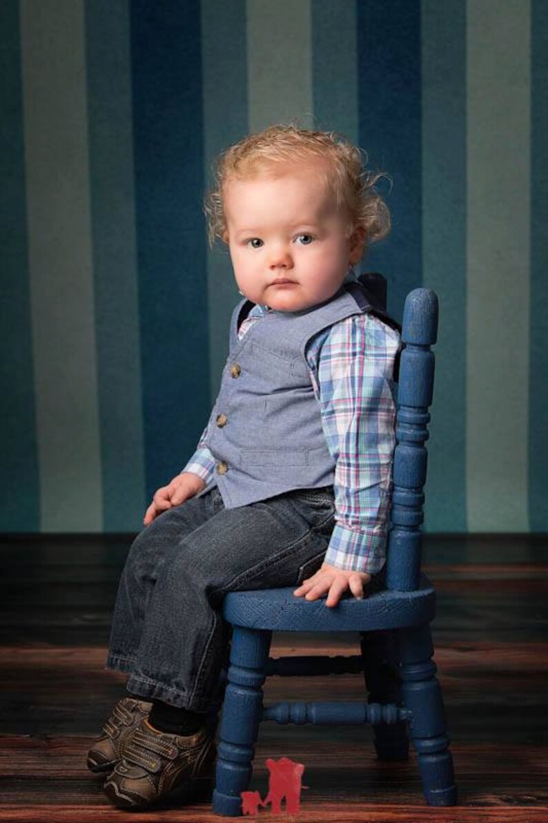Vinyl or Poly 7ft x 5ft Blue Stripe Backdrop for Photos Boys Photography Backdrop Item 1552