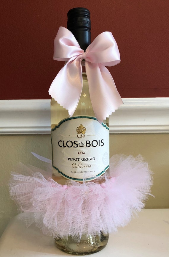 Tutu And Bow For Wine Bottle Baby Shower Decoration Bridal Etsy Tutu And Bow For Wine Bottle Baby Shower Decoration Bridal Etsy
