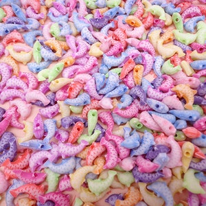 100PCS mixed color tiny plastic fish shape beads with hole