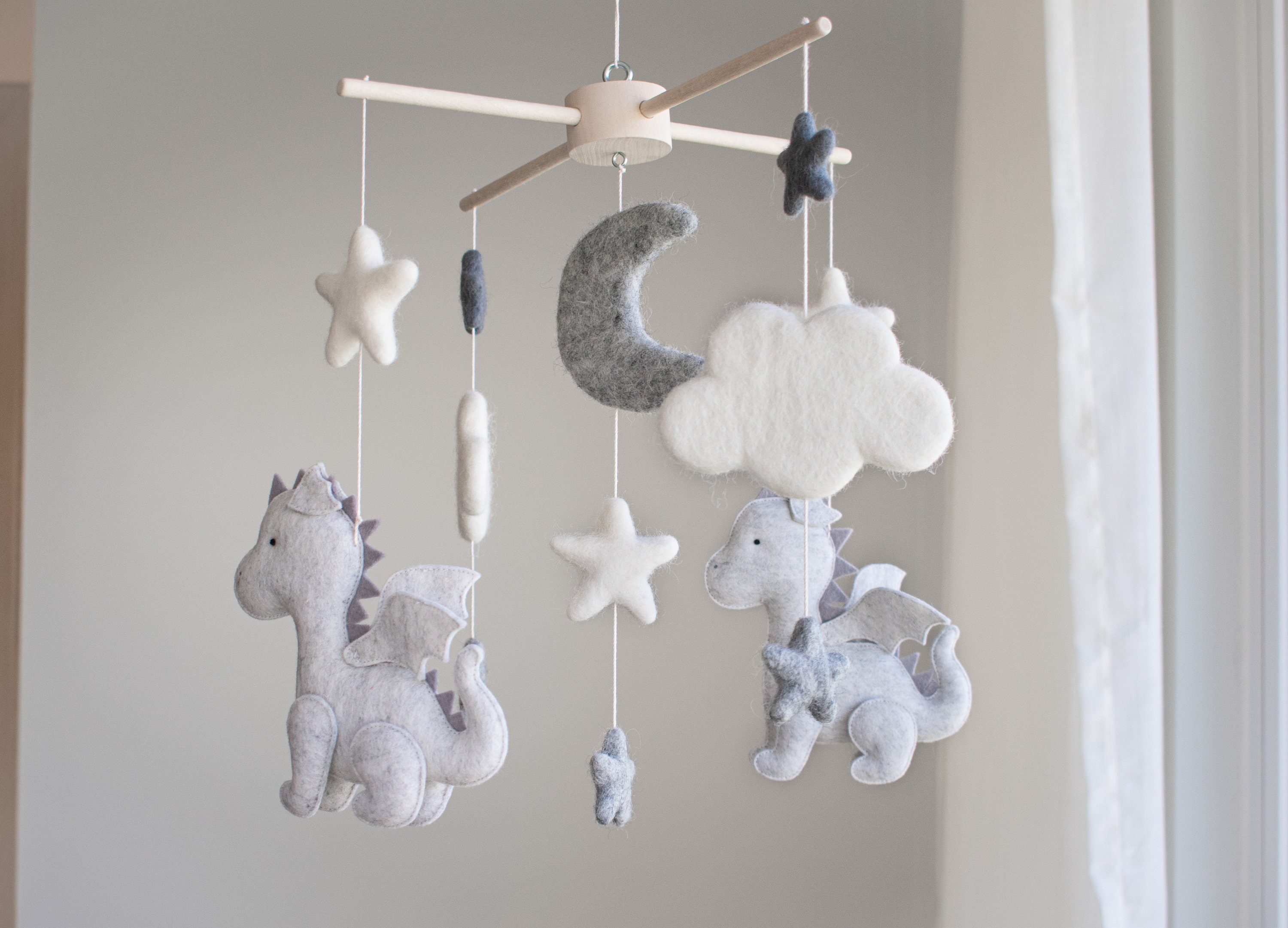 Vivero de dragones móvil Dragon | Etsy