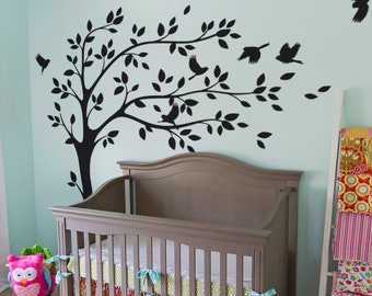 Wind Baum Wandtattoo - Kinderzimmer Wandbild, Vögel & Blätter