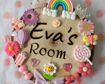 Personalised Floral Wood Engraving, Embellished Little Girls Room Sign, Hanging Wooden Log Sign with Customised Engraving, Personalised Sign