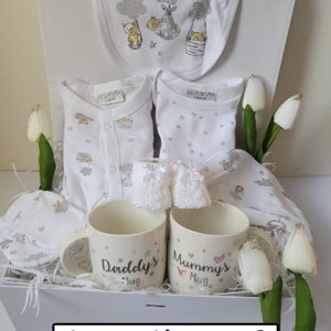 Gender neutral Luxury Baby hamper, Unisex Baby gift, Baby Girl Gift, Baby Boy gift with Parents mugs, Deluxe Magnetic Gift Box, Baby Shower