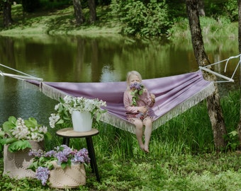 Amaca boho con frange: decorazione portatile per esterni da giardino
