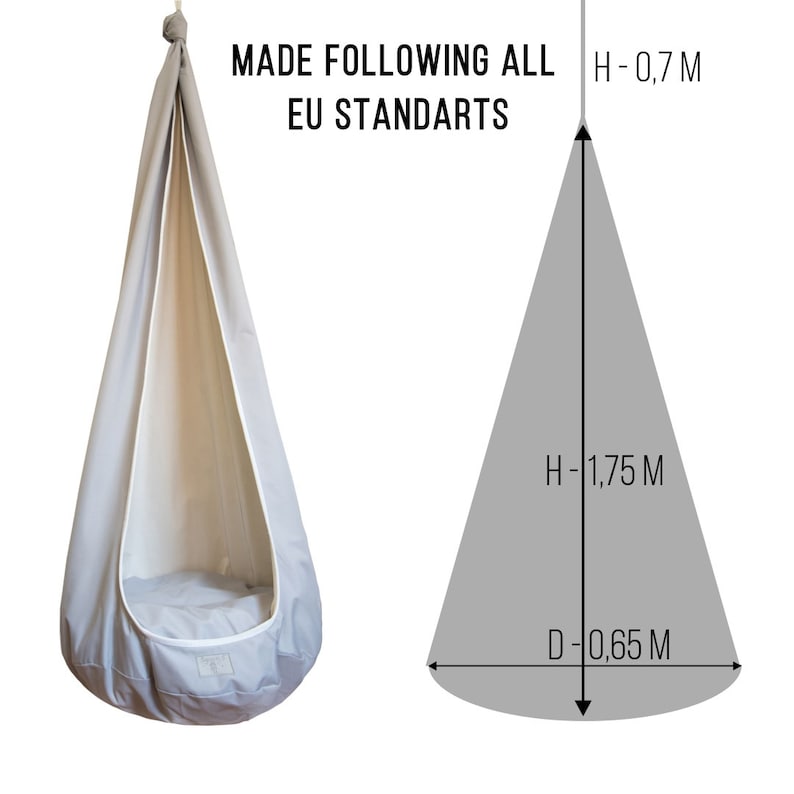Puede incluir: Silla colgante de tela gris con forro blanco. La silla mide 1,75 metros de alto y 0,65 metros de di&aacute;metro. La silla est&aacute; hecha siguiendo todas las normas de la UE.  H-0,7 M, H-1,75 M, D-0,65 M
