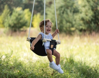 Altalena per bambini in tessuto nero: altalena minimalista per esterni