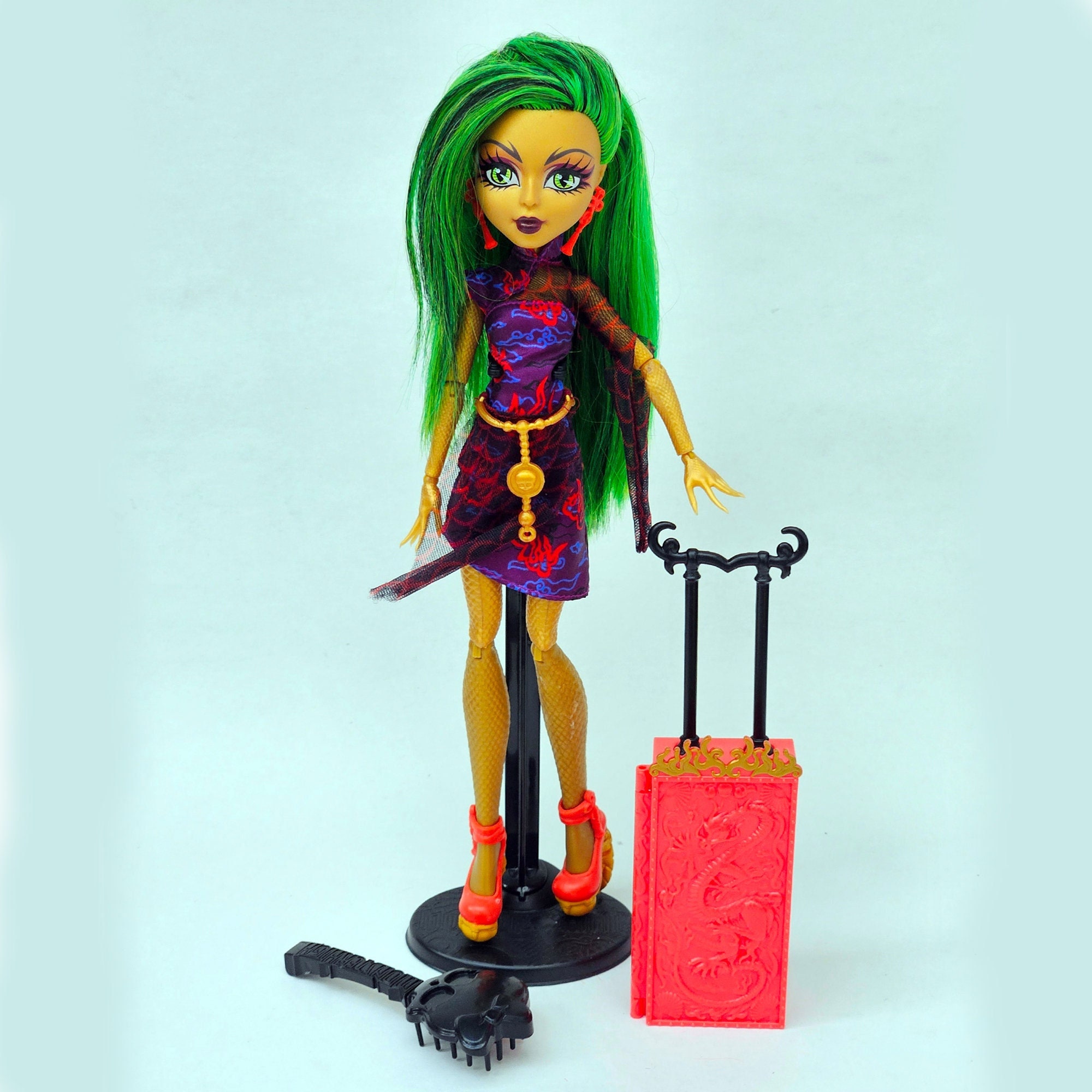 Nefera de nile boo york na caixa doll mattel  Monster high, Monster high  dolls, Monster high characters