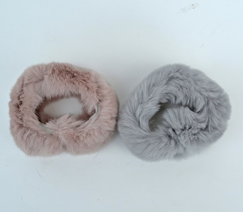 Beautiful Real Rabbit Fur Handmade Women Girl Lady Bracelet with Shiny Crystal Beads Leather Wrist Ring Cuff Gray Beige Fur Accessories