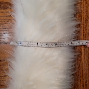 Extra stor huva med vegansk fuskpälskant 70 cm, stor fuskpälskragekant, fusktvättbjörnspäls, pälskrage, fuskpälshuva, pälsjacka, päls bild 9