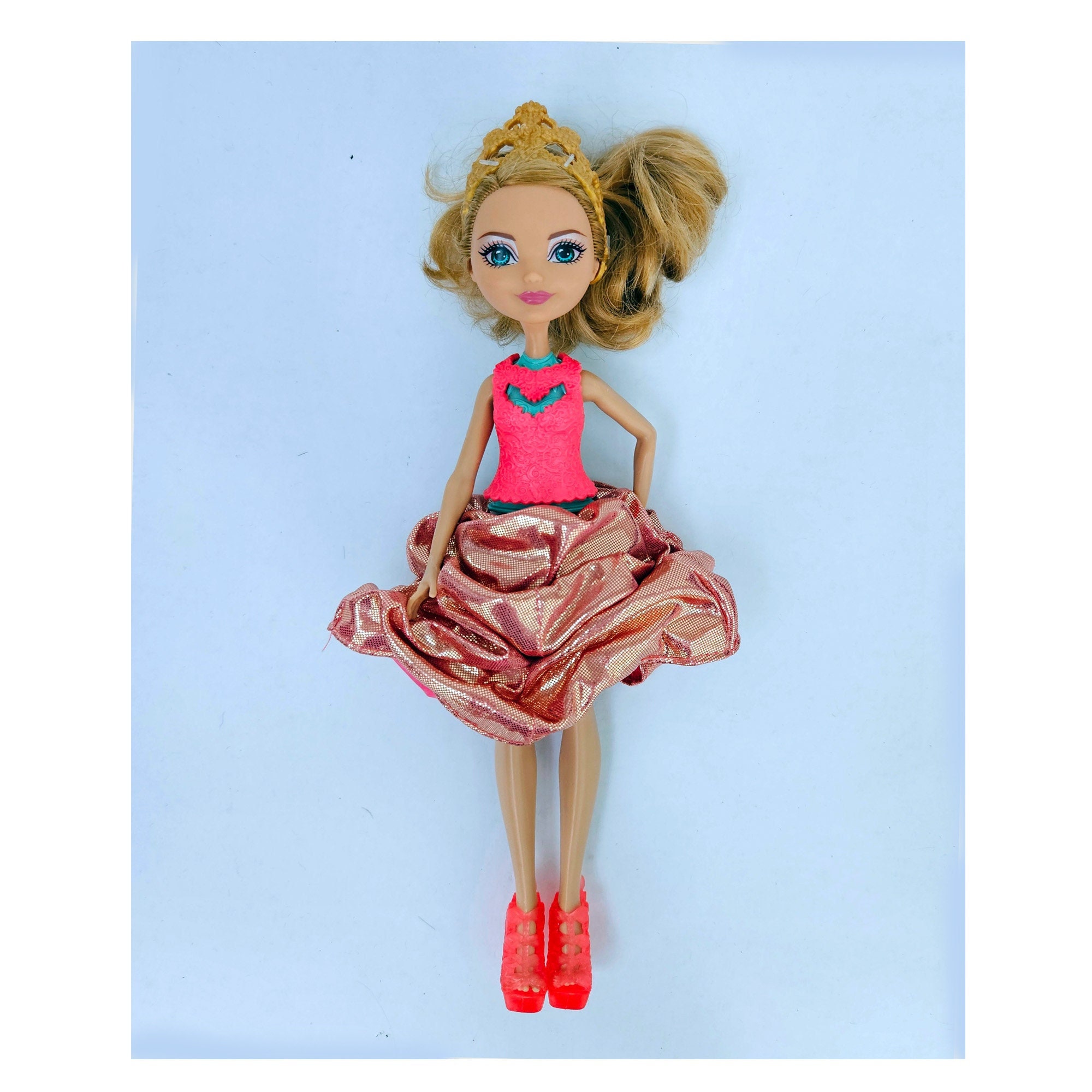 Mattel ever after high “epic winter” ashlynn ella