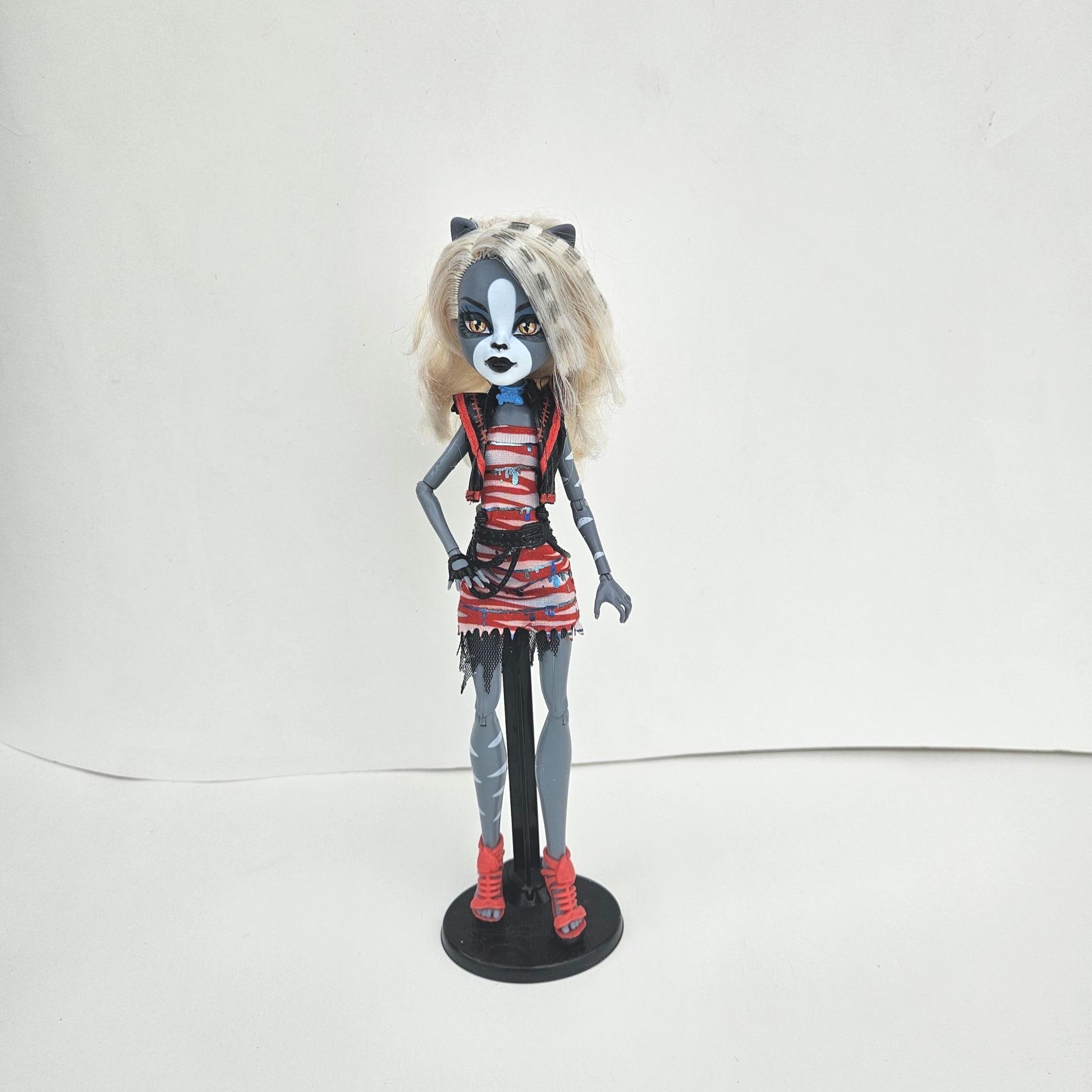 Monster High Doll, Zombie Shake, Purrsephone, One of 2-pack for